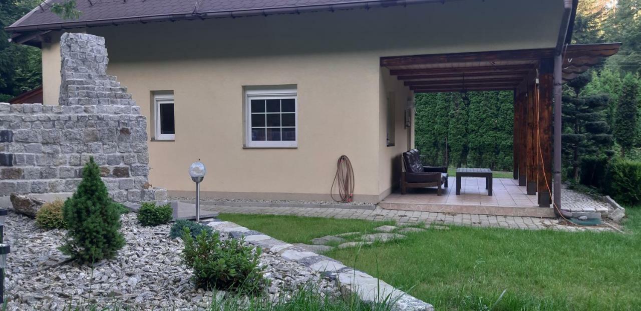 Domek Nicponia Щирк Экстерьер фото